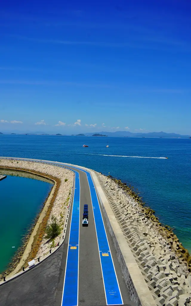 治癒海上藍色跑道～