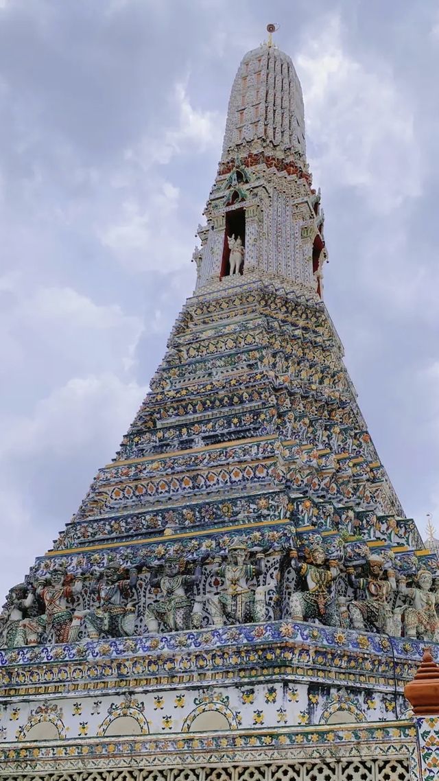 到泰國絕對不能錯過的寺廟~~