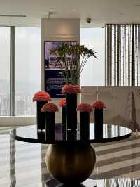 重慶酒店｜江景太絕被問瘋了，是WFC69樓的麗思瑞凱悅！