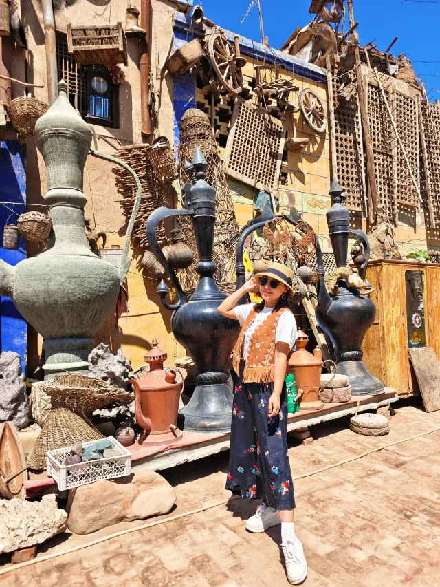 Turpan's Grandpa's antique shop, step into the world of One Thousand and One Nights in a second!