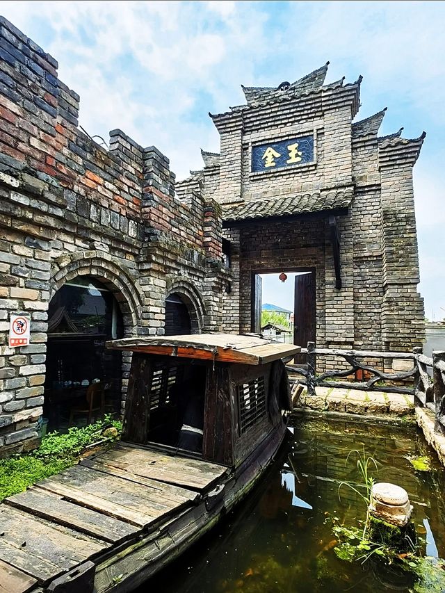 鹹寧光年城堡，超特別的風格去拍照打卡帶你一秒穿越！