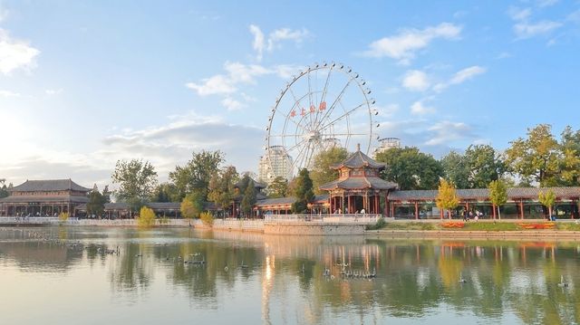 《天津水上公園：自然與歡樂的交織，打卡遊玩全攻略》。