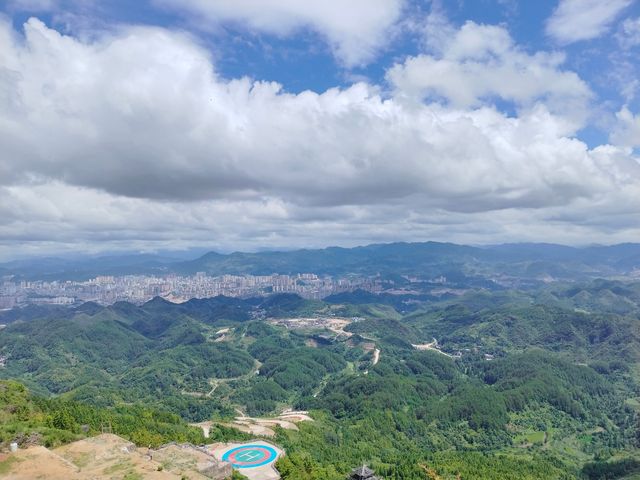 香爐山景觀。