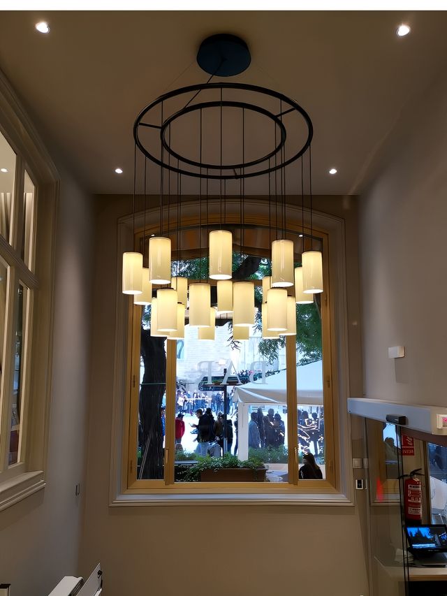 科隆巴塞羅那酒店。