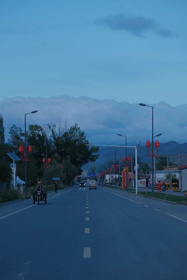去可可托海吧！把所有的不開心，都變成開心。