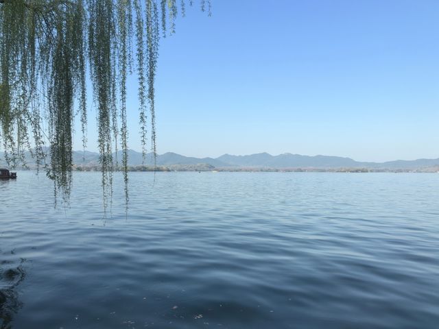杭州西湖嘅春天景色