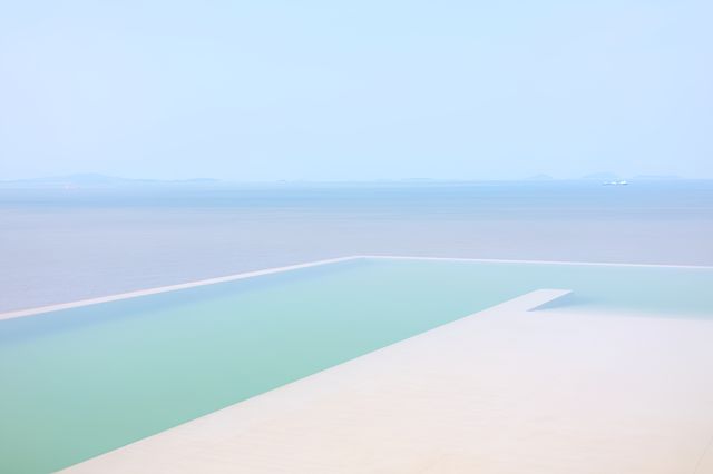 我搵到一座喺地圖邊緣嘅海島流放自己