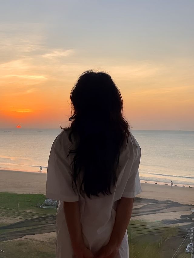 開始期待夏天，可以喺咁靚嘅海景民宿睇海