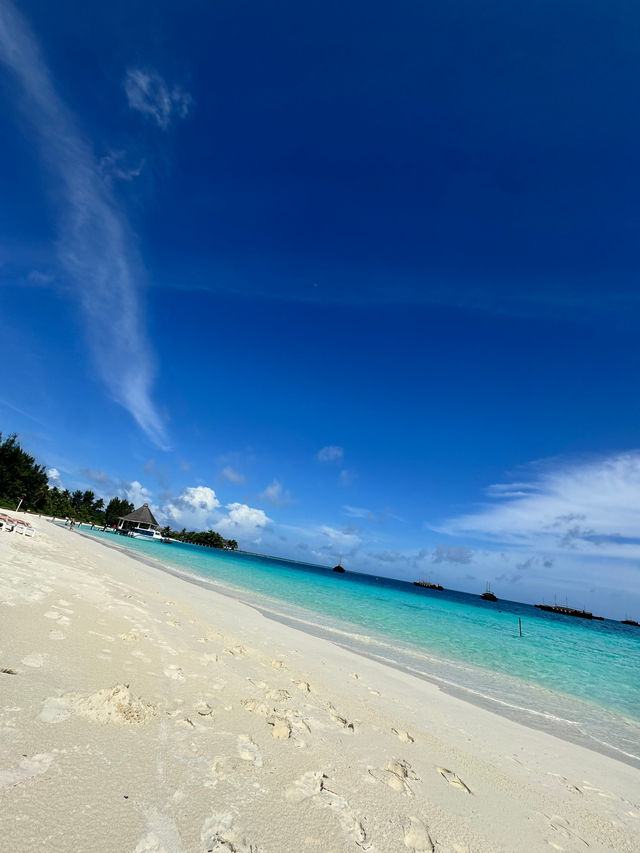 A Perfectly Relaxing Safari Island Getaway