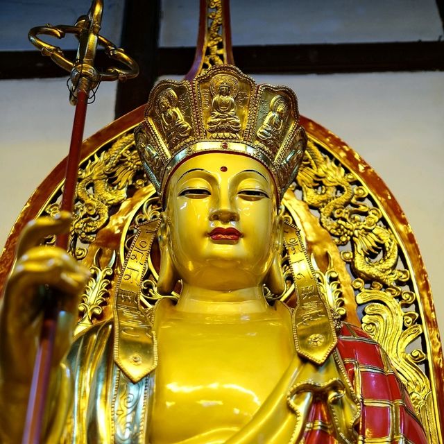 🛕 Qibao Temple: Serenity Amid Shanghai’s Ancient Streets