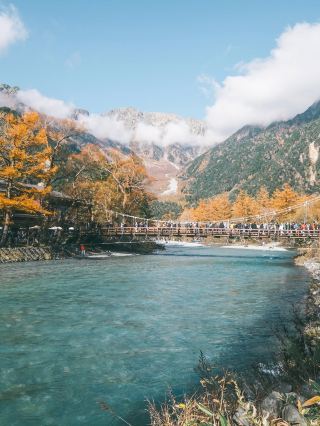Autumn in Kamikochi｜A Stunning Golden Secret Spot Captured by a Fuji Camera