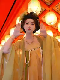 西安唐風頂流聯動！住對地方真的省一半事！