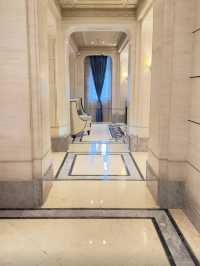 全球只有六家的索菲特傳奇酒店,中國唯一一家索菲特傳奇酒店。位置很好找,西安地鐵1號線五路口站F西南口