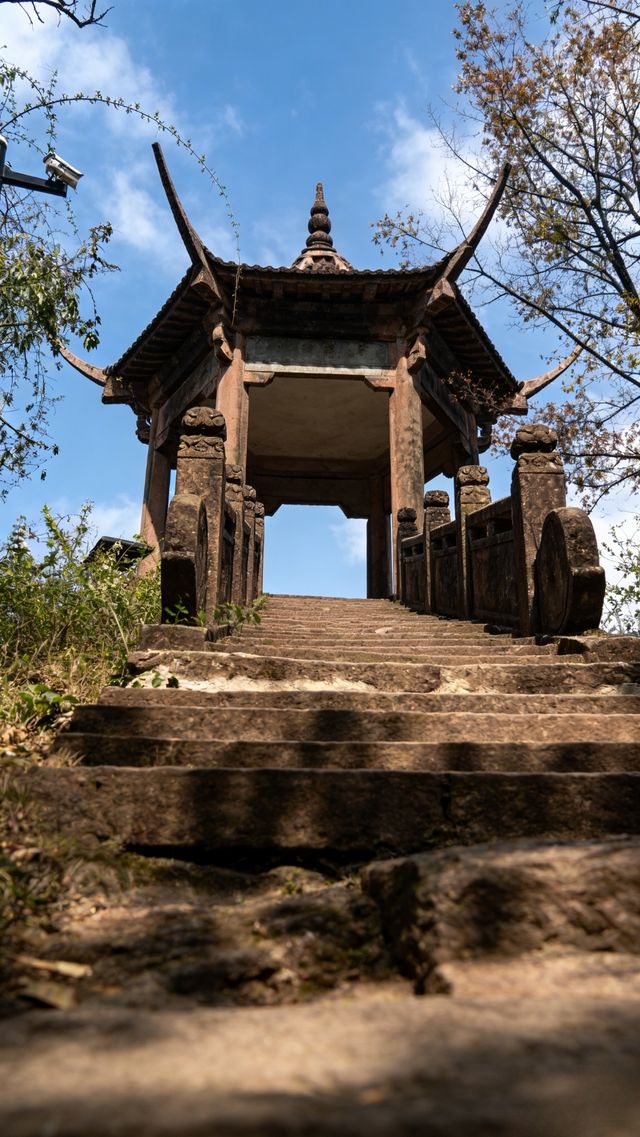 山不在高,有仙則名——我的齊雲山逍遙遊攻略 山不在高,有仙則名——我的齊雲山逍遙遊攻略