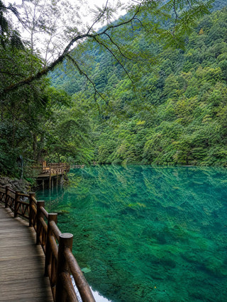 Musim Panas di Xiaoqikong Libo, Guizhou.