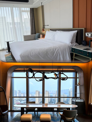 高新區住宿天花板