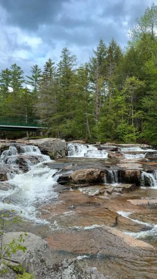 I didn’t expect New Hampshire to become my favorite place this summer, but it did.

This year I explored several Greek islands, visited Sicily, and road-tripped across all six states of New England. Somehow, New Hampshire impressed me more than anywhere else.

The White Mountains, the Lakes Region, waterfalls, covered bridges, scenic drives, Jackson, and North Conway.

Where do you love spending your summers in the U.S.?
