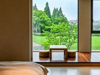 Nanjing! Pukou Riverside District! Private hot spring mountain retreat! Stunning lake views! I didn't want to check out!