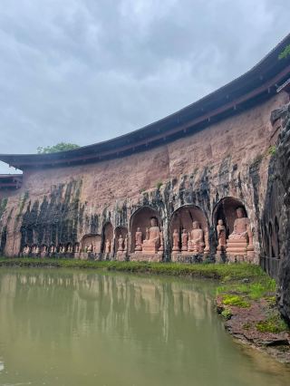 恩施仙佛寺｜青石碑上的回文詩，倒著讀會看到什麼？