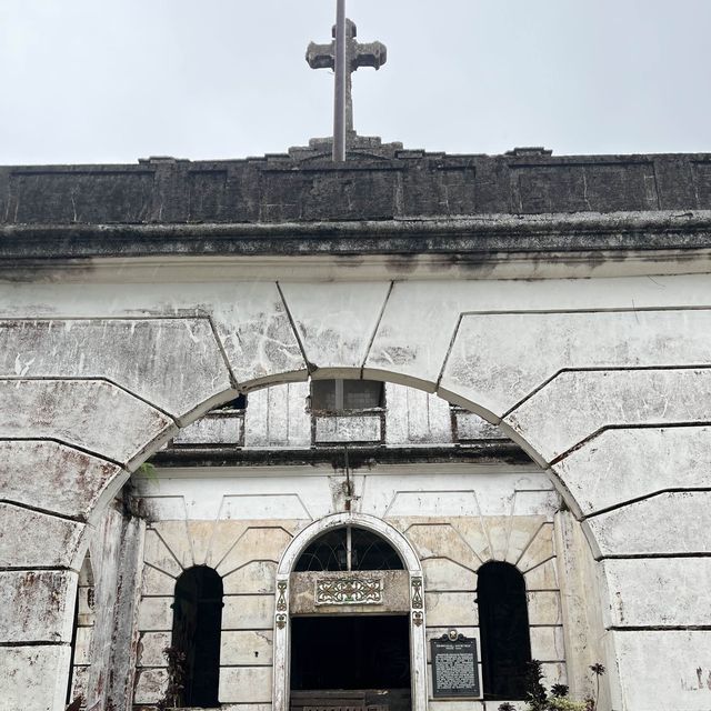 Dominican Hill