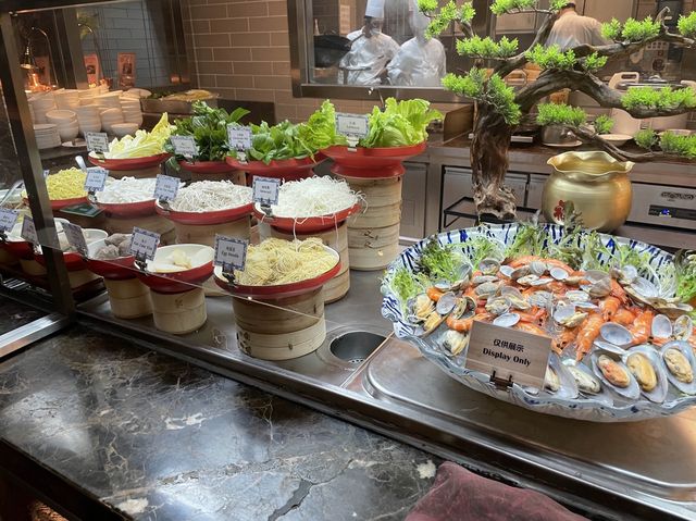 抵食萬豪自助餐