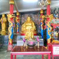 ศาลเจ้าพ่อเขาใหญ่ เกาะสีชัง ชลบุรี