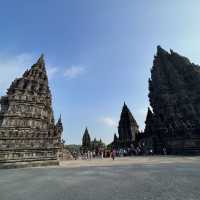 A temple with 240 temples inside? Come!