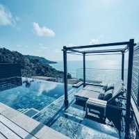 ultra luxury hideaway in the shore Katathani 
