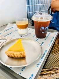 Moonstone คาเฟ่ริมทะเล​ภูเก็ต​