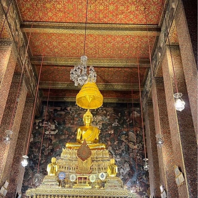 泰國必去景點大皇宮和臥佛寺！！！