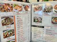 【タイ・バンコク】ラチャダーの人気店でタイ料理🇹🇭