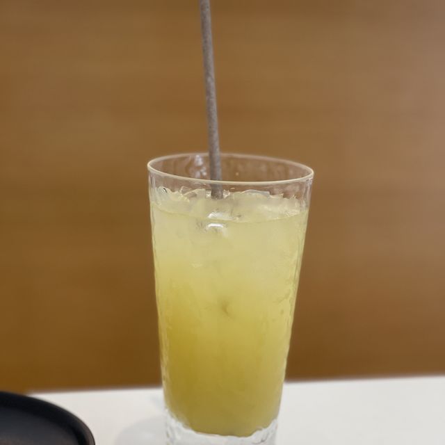鬧市中的CHILL CAFÉ