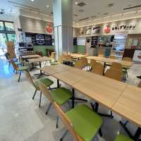 淡路島の食材が食べれるフードコート！ハイウェイオアシスのおあしすキッチン