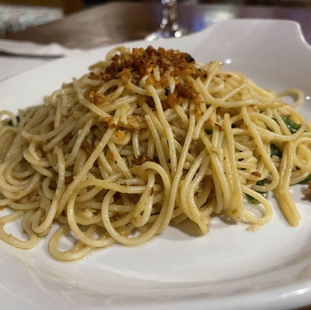필리핀에서 만나기 쉽지 않은 후레쉬토마토 소스 “Luzern Steakhouse”