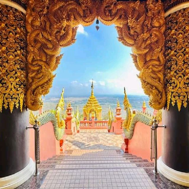 พาเที่ยววัดสวยลำปาง