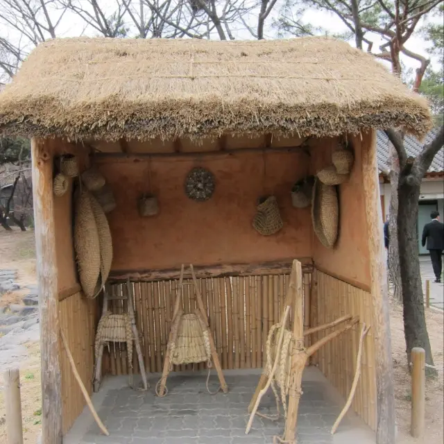 Namsangol Hanok Village