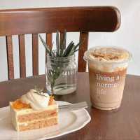 Normal Cafe and Stay