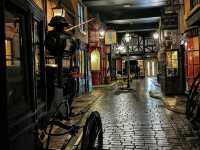 Walk the street of old England 