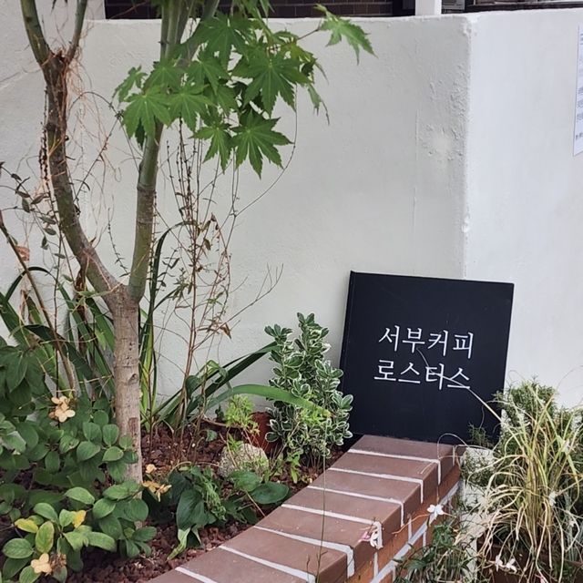 【韓国/金海】鳳理団通りカフェ☕️SEOBU COFFEE ROASTERS
