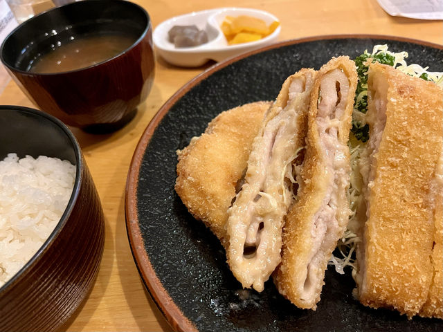 【東京・浅草】浅草の老舗とんかつ専門店🐷