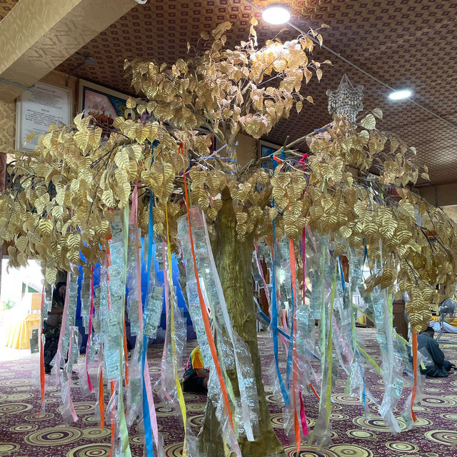 วัดพระธาตุผาซ่อนแก้ว