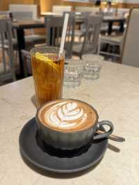 「Coti the Bistro」餐廳，布甸和咖啡作為完美結尾