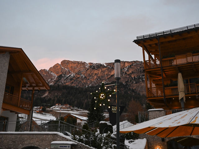 Experiencing the Golden Hour in Val Gardena: A Photographer's Dream 🌄✨