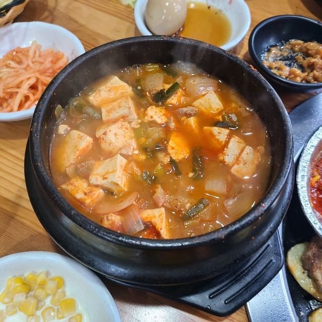 서귀포 중문 맛집)동네갈비 - 중문관광단지 제주도민 돼지생갈비, 돼지양념갈비 맛집