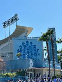 ドジャースタジアムで野球観戦