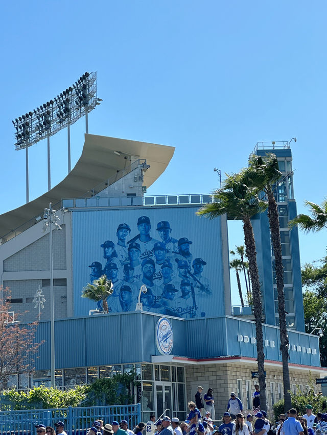 ドジャースタジアムで野球観戦