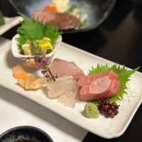 「二丸溫泉宿坊」：和風料理，自然景緻