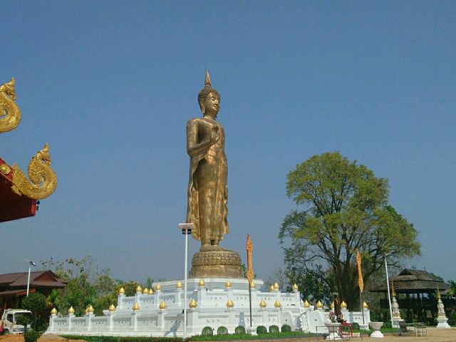 วัดขัวแคร่..ไหว้พระสัพพัญญูพุทธเจ้า