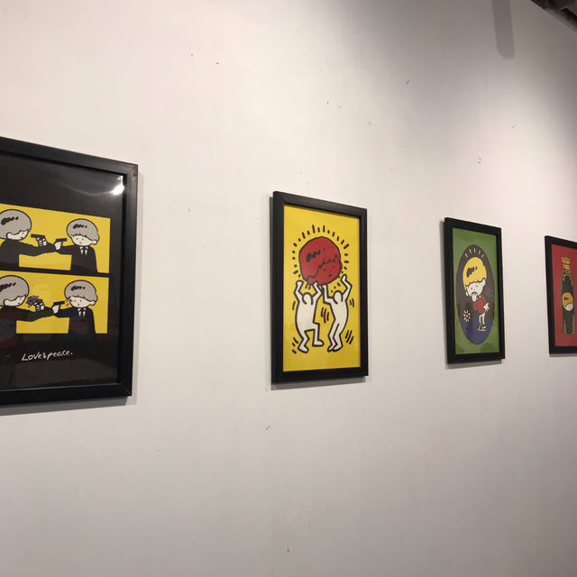 アートとカフェの融合🎨 カーボンコーヒー
