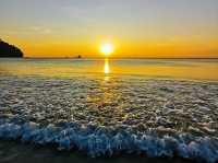อ่าวใหญ่ เกาะพยาม (Ao Yai Koh Payam)